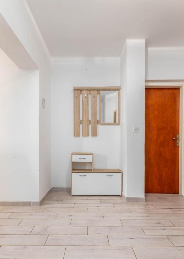 Apartman Mauro Pula Eksteriør billede